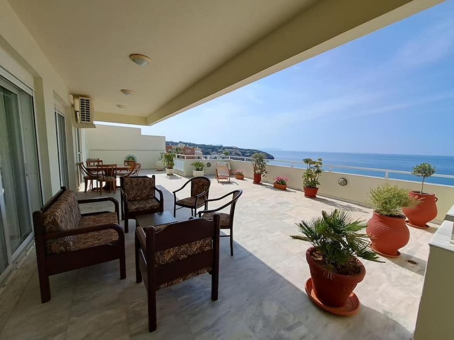 Seaview Flora'S Luxury Apartment-300Meters From The Beach Ретимно Екстериор снимка