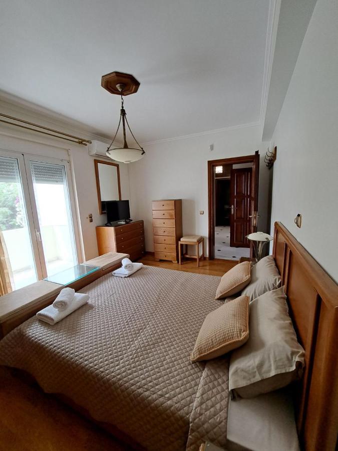 Seaview Flora'S Luxury Apartment-300Meters From The Beach Ретимно Екстериор снимка