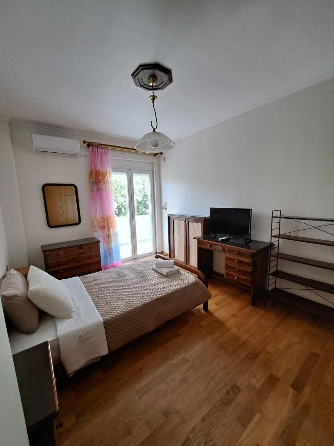Seaview Flora'S Luxury Apartment-300Meters From The Beach Ретимно Екстериор снимка
